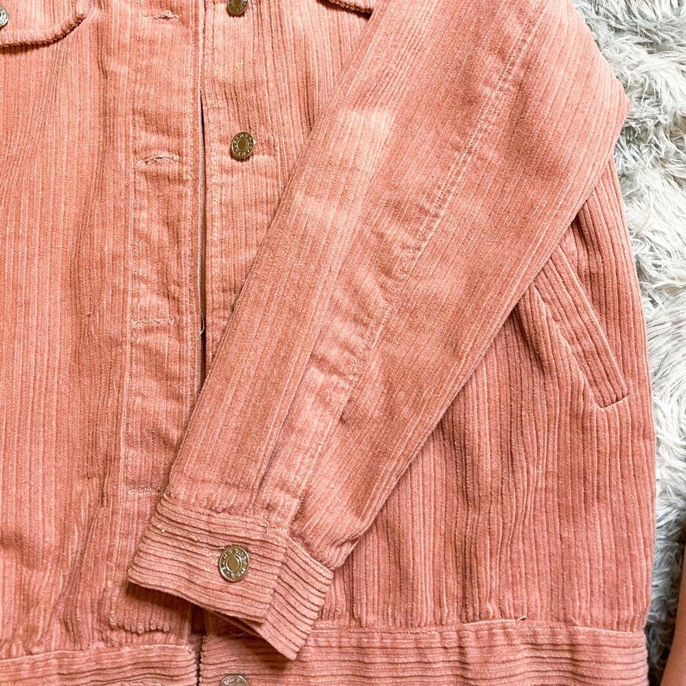 .Jacket. - Picture 3 of 3
